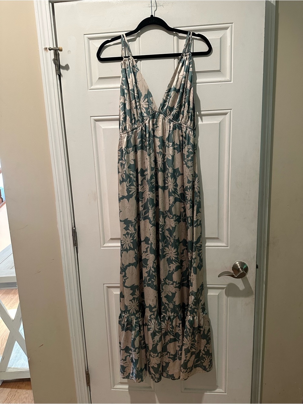 Wishlist Apparel Sage Floral Maxi Dress with V-Neckline New-Beautiful